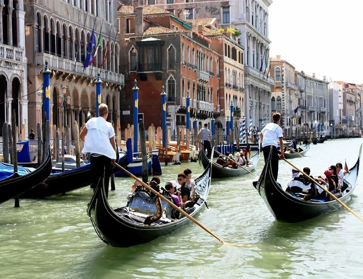 Hébergement de vacances Raggio Di Sole Dietro Piazza San Marco Venise Italie