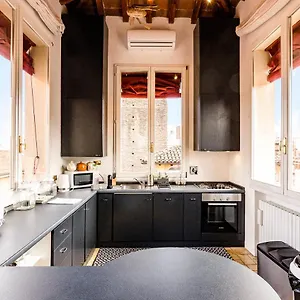https://altabella-panoramic-tower.emilia-romagnahotels.net